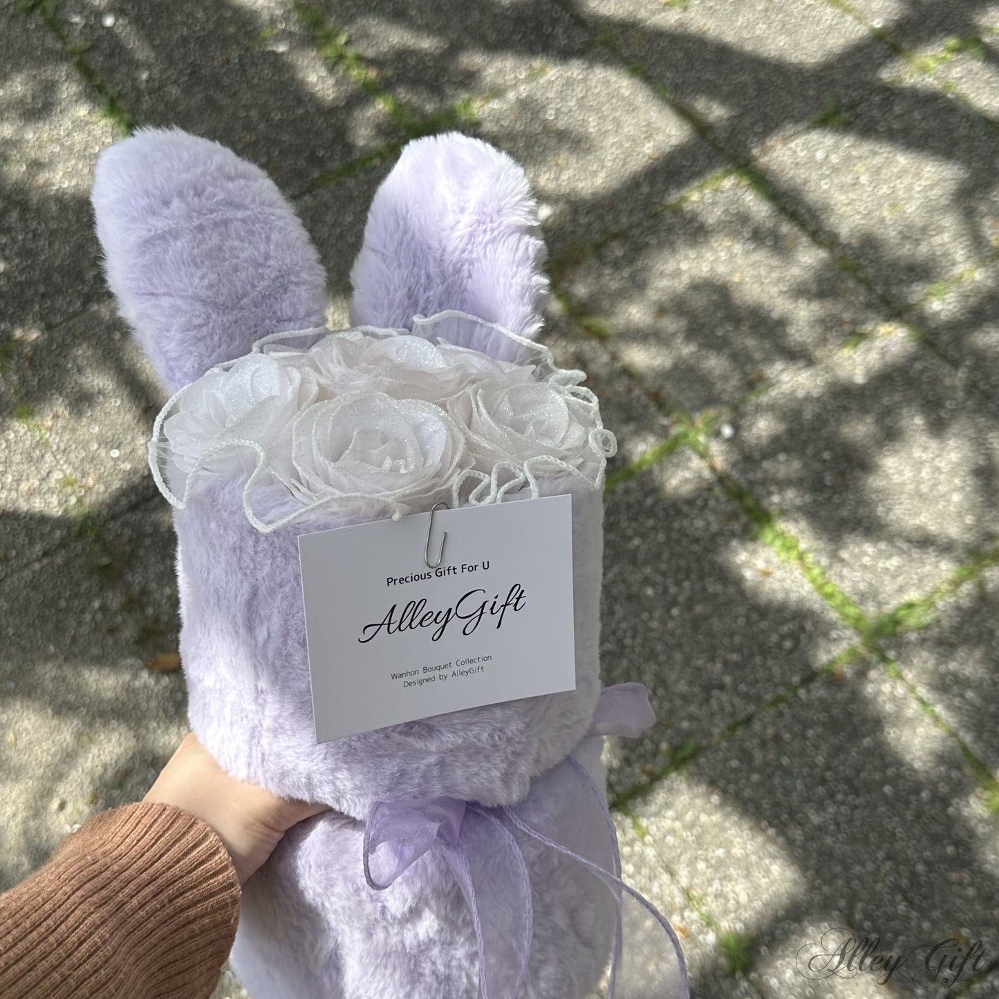 枯れないグリッターローズを使ったうさぎミニブーケが500円でオーダーメイド可能 | ワンホンブーケ専門店AlleyGift