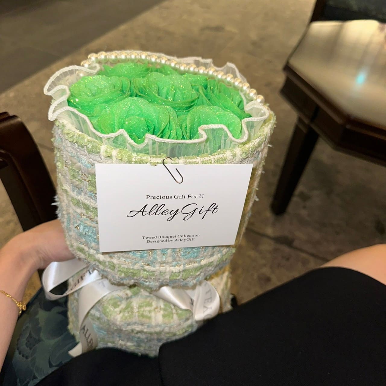 アイドル花束で人気なワンホンブーケ アイドル誕生日花束 推し生誕祭花束 枯れない花束 ライトグリーン AlleyGift