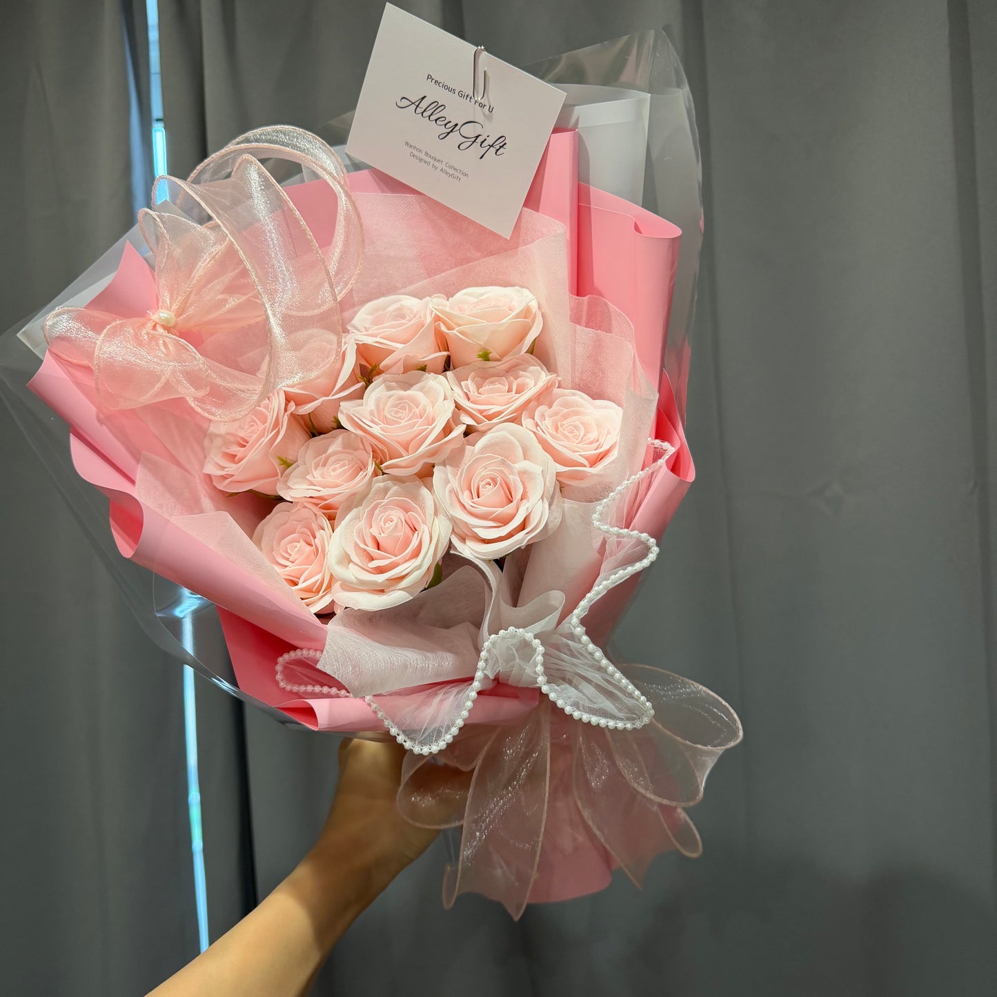 AlleyGiftのおしゃれで安いソープフラワー花束　ピンク
