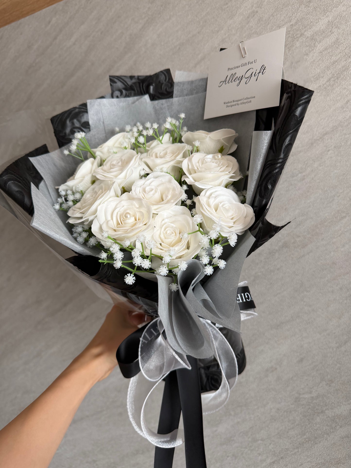 AlleyGiftの安いプロポーズ花束　11本　ソープフラワー　白色