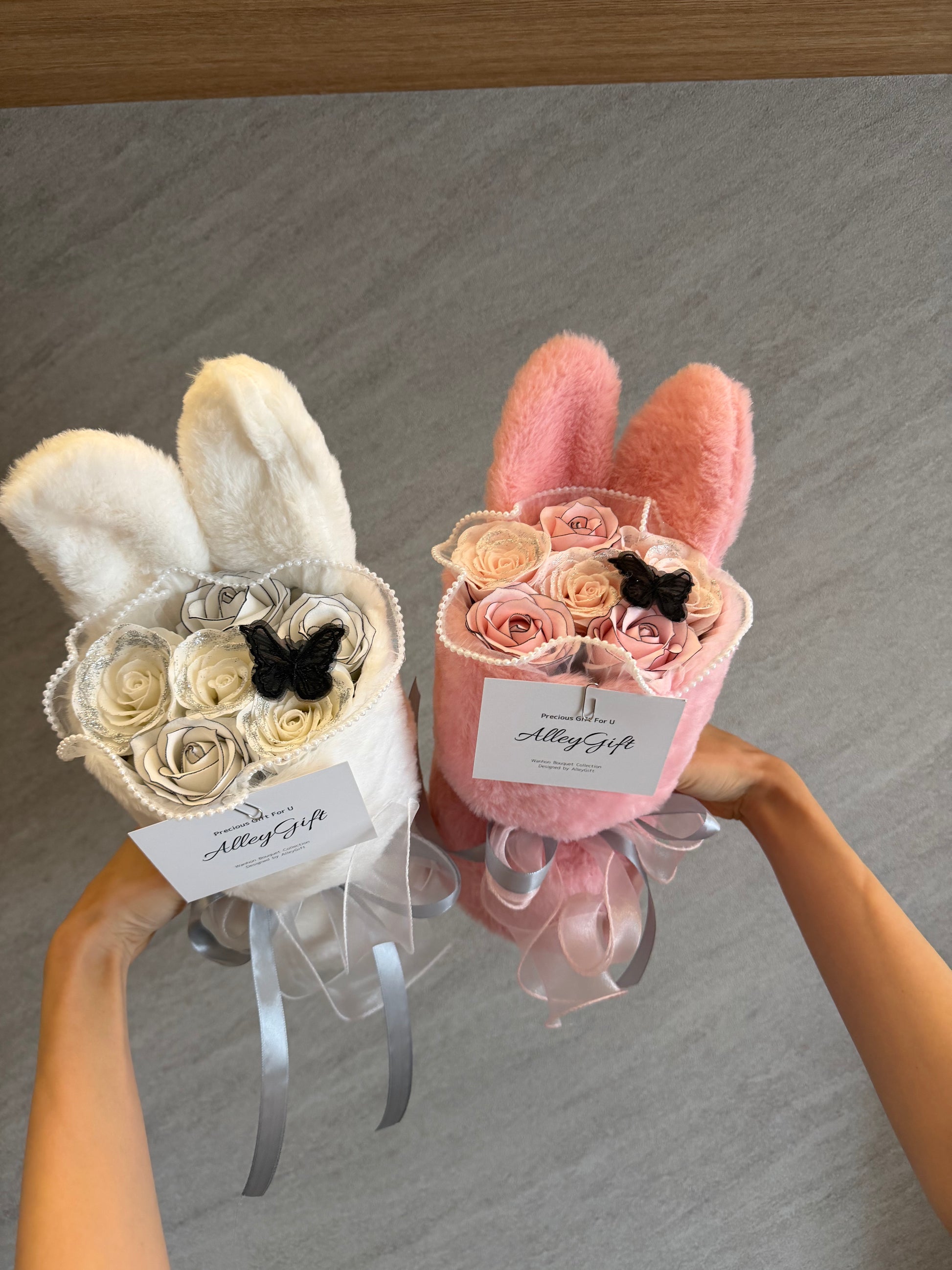 通常価格より20％安いAlleyGiftのミニうさぎブーケ　枯れない花束で推し活花束に大人気